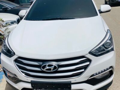 Hyundai santafe 2017